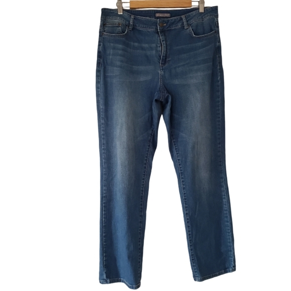 Garnet Hill Organic Cotton High Rise Straight leg Relaxed Jeans 32 Sustainable - Picture 2 of 16